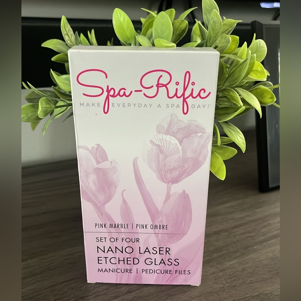 Spa-Rific Laser Etched Glass 4pc Mani~Pedi Set~Limited Edition 🆕…”QVC”